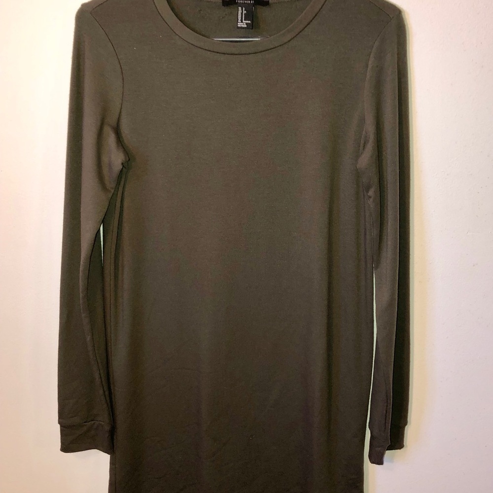 Forever21 slim fitting dress